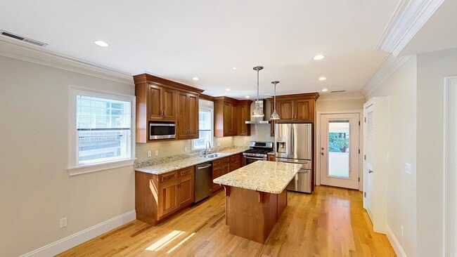 property at 7 Acron Rd