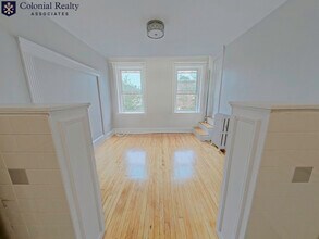 330 St Paul St in Brookline, MA - Foto de edificio - Building Photo