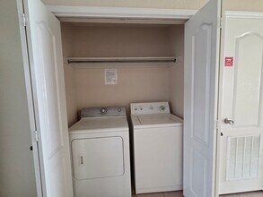 2501 Hibiscus Ave in McAllen, TX - Building Photo - Building Photo