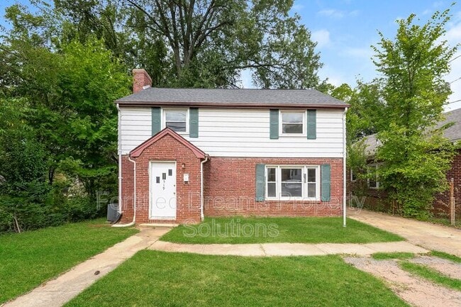 property at 519 W Twenty-Fifth St