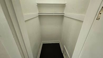 1026 Ingraham St in Los Angeles, CA - Building Photo - Building Photo