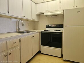 214 Easthampton I in West Palm Beach, FL - Building Photo - Building Photo