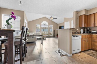 1365 Crystal Way, Unit H in Delray Beach, FL - Building Photo - Building Photo