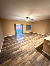 6609 Bangor Pl in Bakersfield, CA - Building Photo - Building Photo