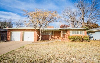 3512 45th St in Lubbock, TX - Building Photo - Building Photo