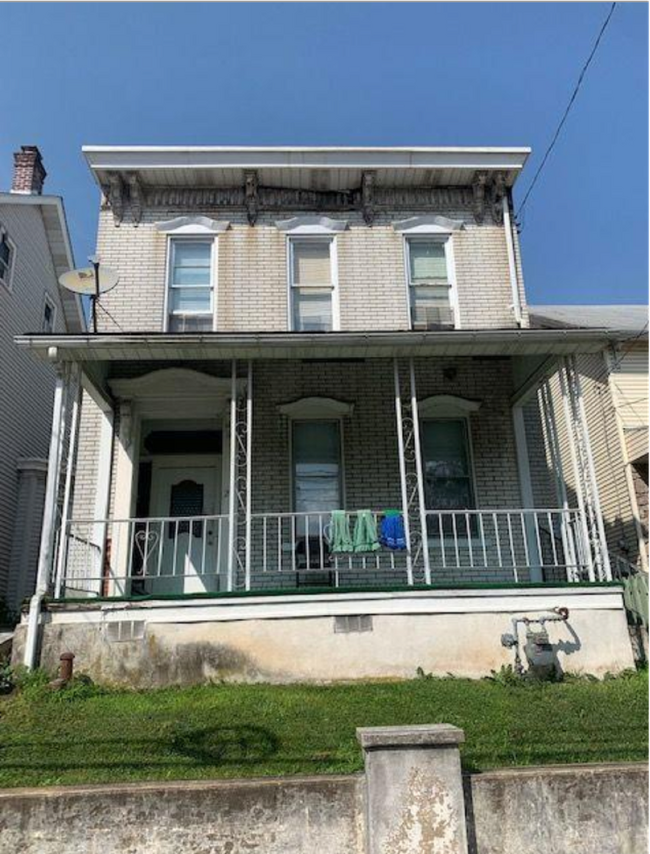 property at 29 2nd St