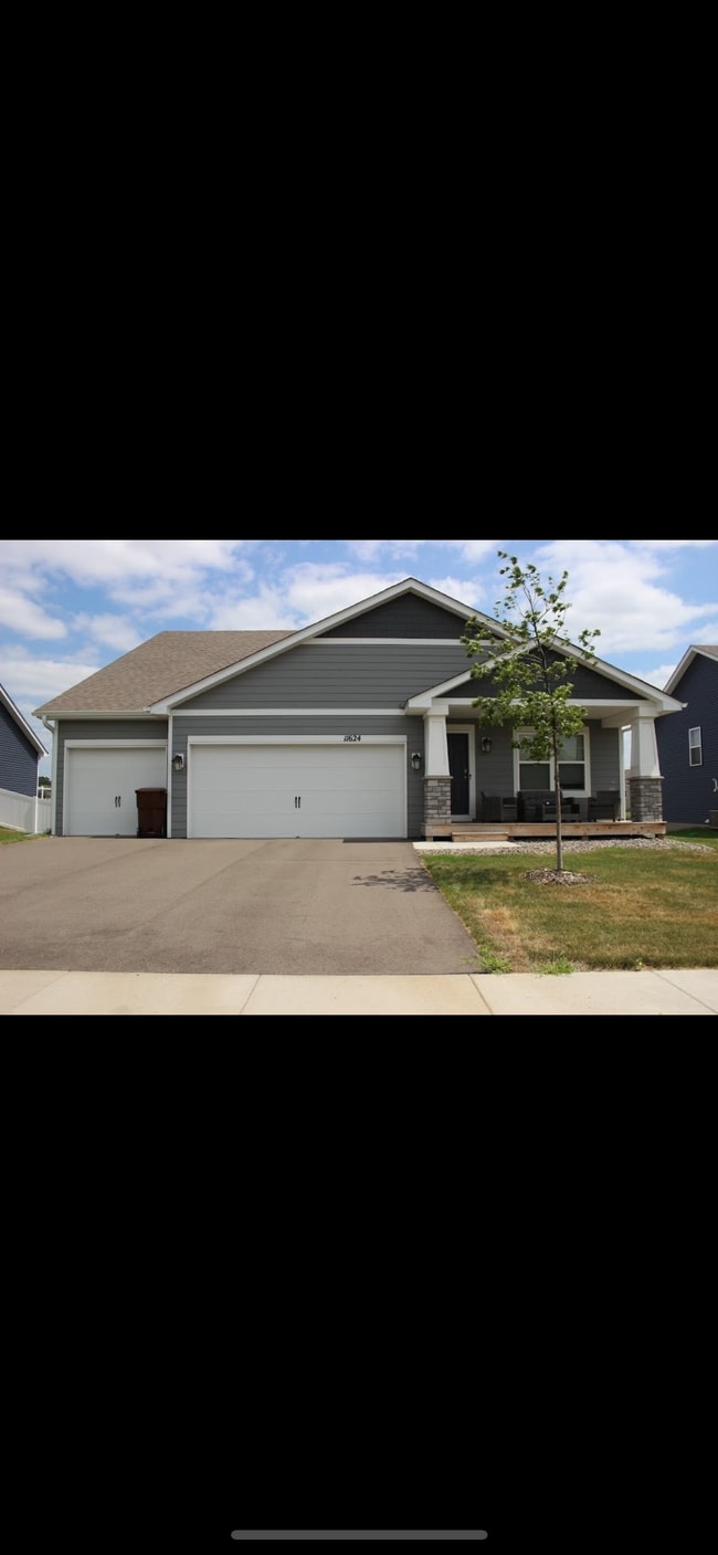 property at 11624 Pineridge Way N