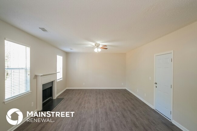 6112 Red Top Loop in Fairburn, GA - Building Photo - Building Photo