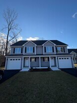 507 Mendon Rd in Attleboro, MA - Building Photo