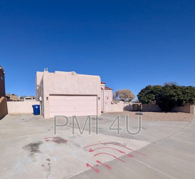 6151 Mojave St NW in Albuquerque, NM - Building Photo - Building Photo