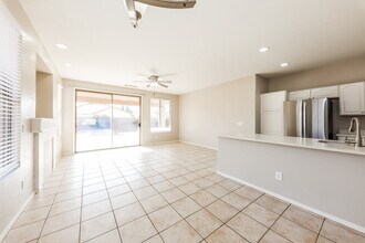 6651 W Townley Ave in Glendale, AZ - Foto de edificio - Building Photo