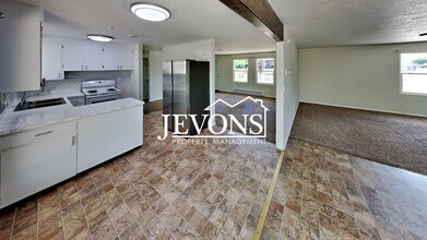 808 S 50th Ave in Yakima, WA - Building Photo - Building Photo