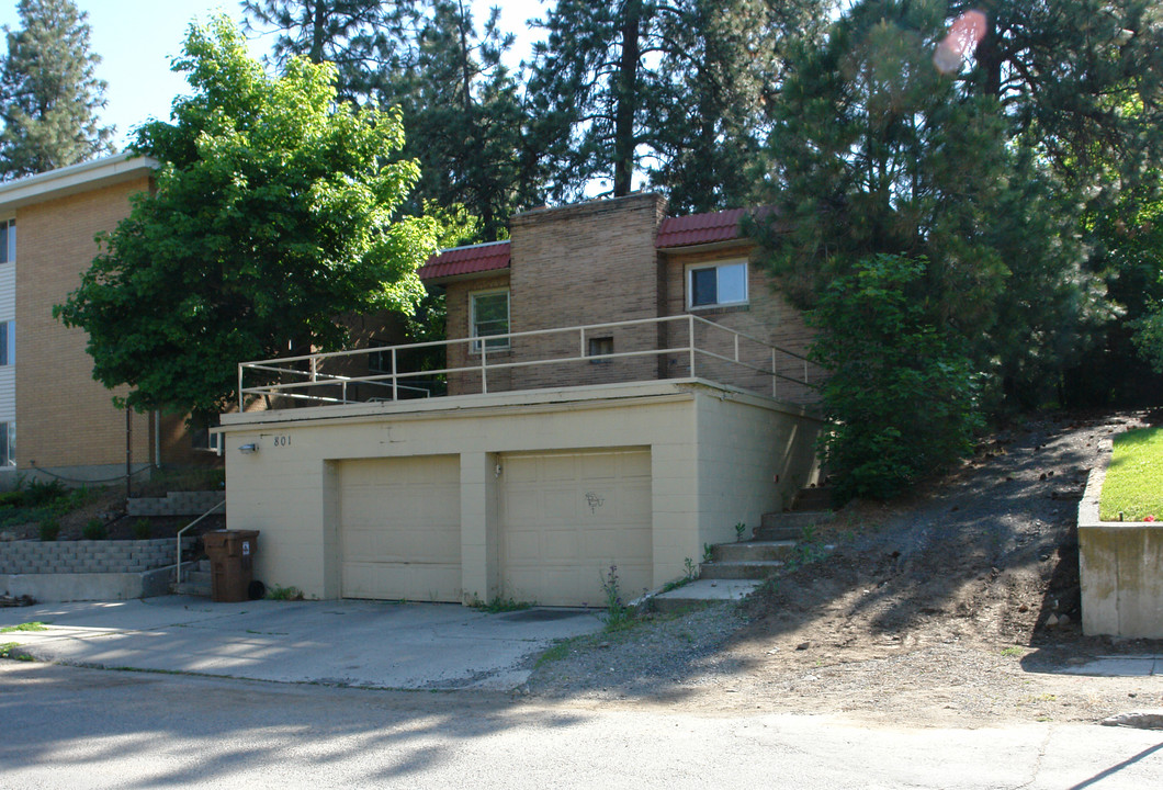 801 S Lincoln Pl in Spokane, WA - Foto de edificio