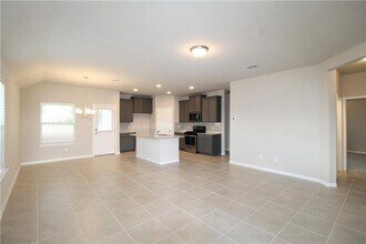 307 Silver Glen Dr in Niederwald, TX - Building Photo - Building Photo