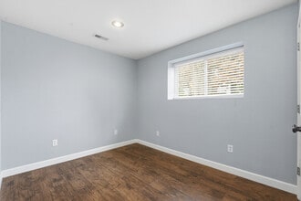 11516 N Windsor Ave in Kansas City, MO - Building Photo - Building Photo