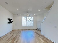 1402 Waterloo Shore Ln in Austin, TX - Foto de edificio - Building Photo