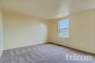 35 Greenleaf Rd in Parkville, MD - Building Photo - Building Photo