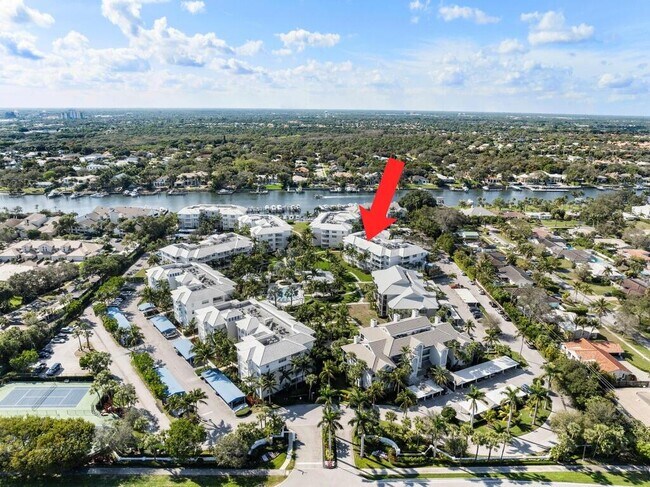 315 Bay Colony Dr N in Juno Beach, FL - Building Photo - Building Photo