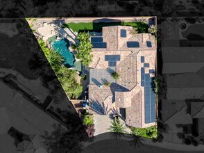 60 Chapman Heights St in Las Vegas, NV - Building Photo - Building Photo