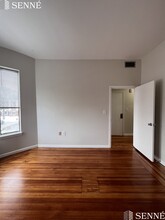 782 Main St, Unit 8 in Cambridge, MA - Building Photo - Building Photo