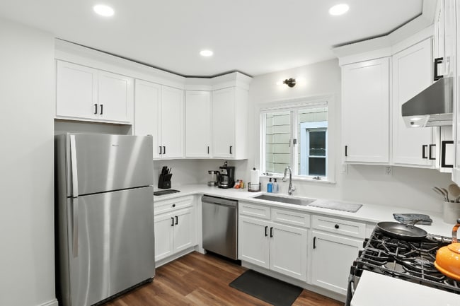 property at 140 Commonwealth Ave