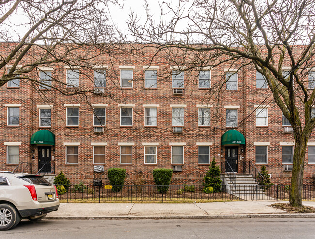 605-607 Madison St in Hoboken, NJ - Foto de edificio - Building Photo