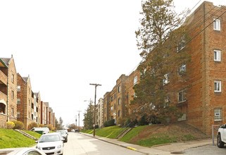 5612 Hempstead St in Pittsburgh, PA - Building Photo - Building Photo