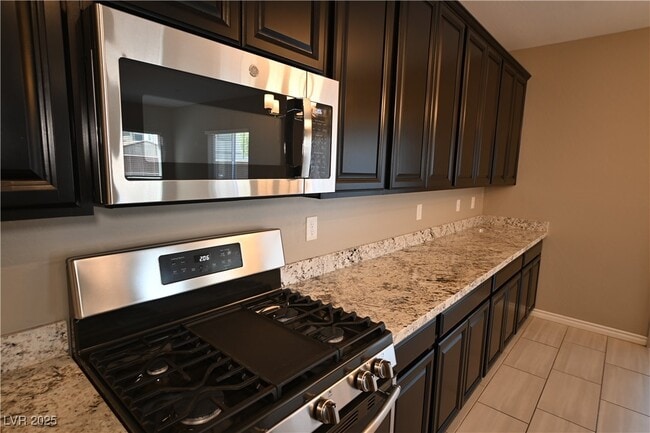 6948 Fossil Rim St