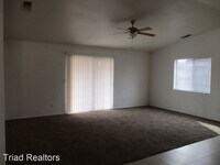 6087 Daisy Ave photo'