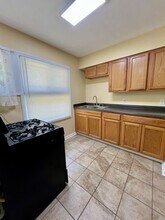 1324 Clifton Ave in Akron, OH - Building Photo - Building Photo