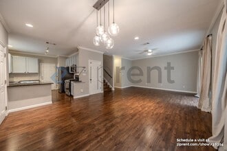 7501 Shadowridge Run in Austin, TX - Building Photo - Building Photo