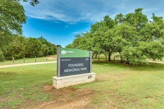 418 Grand Prairie Cir in Dripping Springs, TX - Building Photo - Building Photo