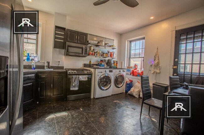 1171 Commonwealth Ave in Boston, MA - Building Photo - Building Photo