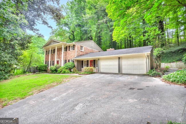 3048 Duke of Gloucester St in East Point, GA - Building Photo - Building Photo