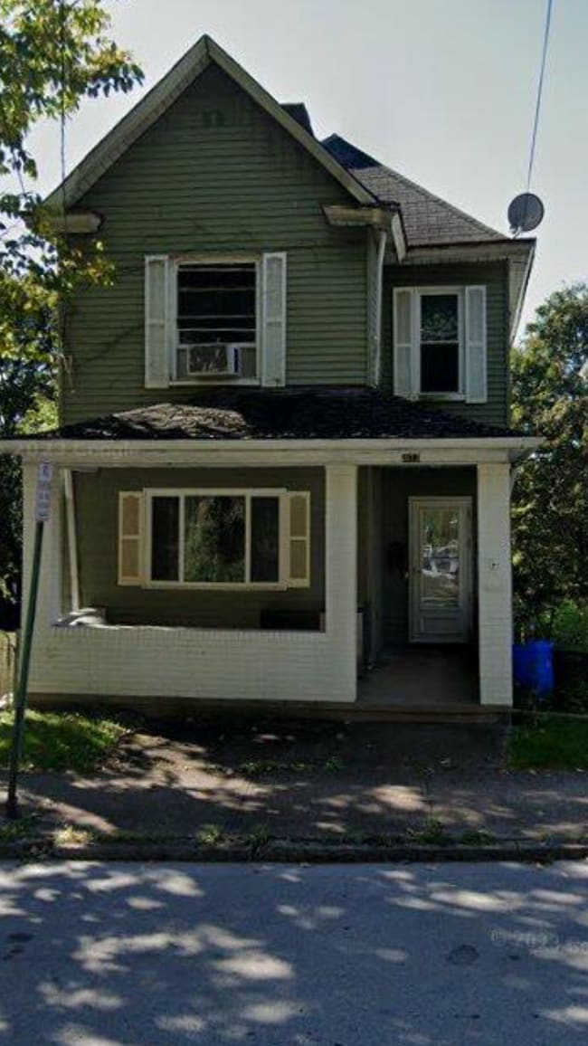 property at 403 Beaver St