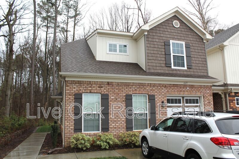 449 Green Meadow Dr in Chesapeake, VA - Building Photo