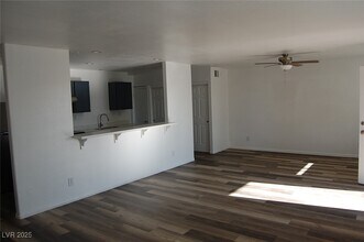 1400 Ogallala St in Pahrump, NV - Building Photo - Building Photo