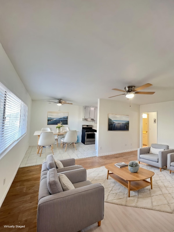 14650 Saticoy St, Unit 9 in Los Angeles, CA - Building Photo - Building Photo