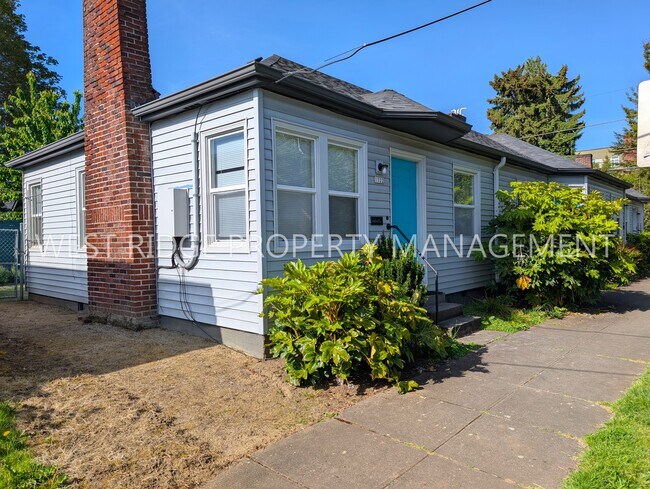 property at 1322 N Emerson St