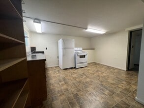 2524 NE Division St in Bend, OR - Building Photo - Building Photo