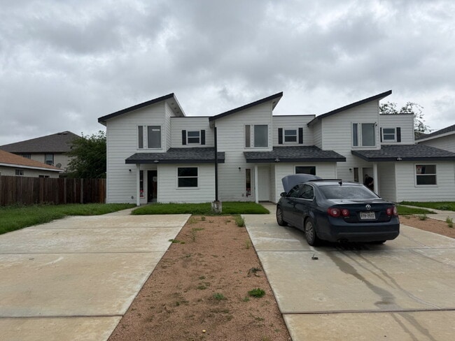 property at 7651 Oak Chase