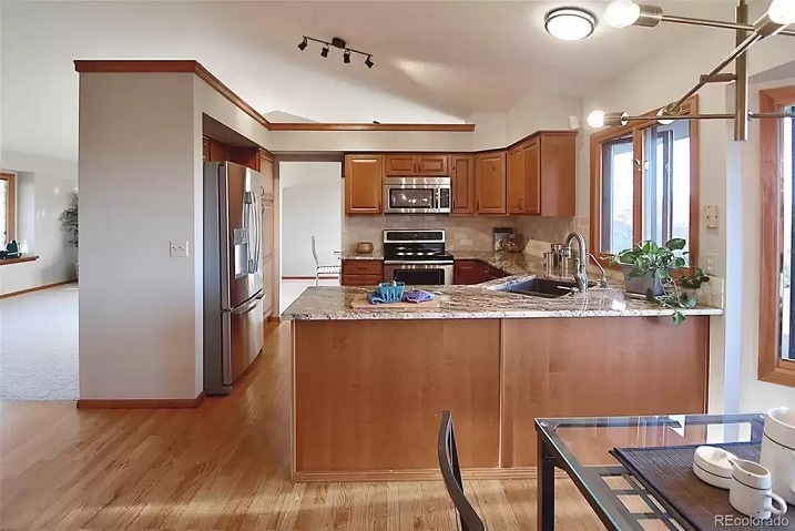11070 Yarrow St in Westminster, CO - Building Photo