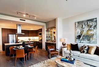 5122 Morningside Dr in Houston, TX - Foto de edificio - Building Photo
