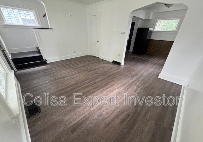 2121 Riedmiller Ave in Fort Wayne, IN - Building Photo - Building Photo