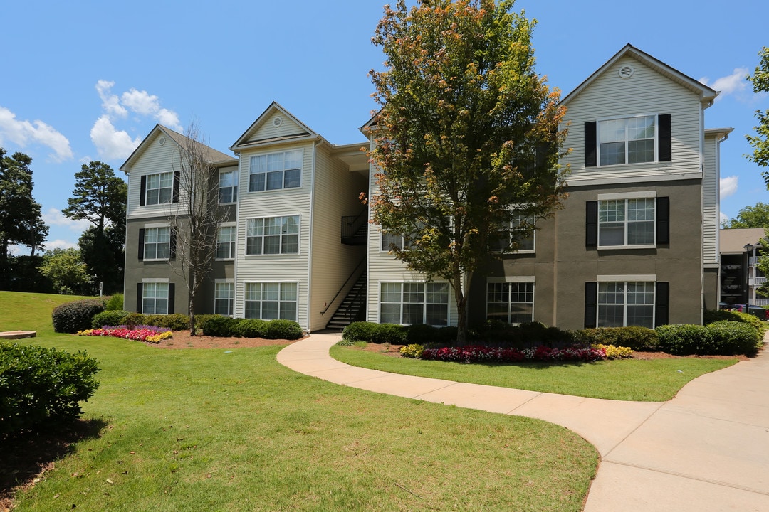 Monterey Village in Jonesboro, GA - Building Photo