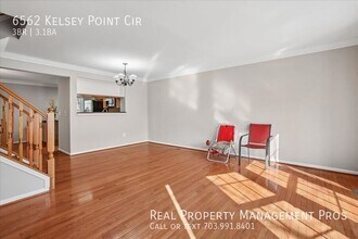 6562 Kelsey Point Cir in Alexandria, VA - Building Photo - Building Photo