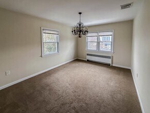 193 W 26TH St in Bayonne, NJ - Building Photo - Building Photo