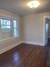 936 E Moore St in Decatur, IL - Building Photo - Building Photo