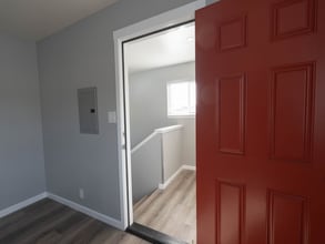 2456 88th Ave in Oakland, CA - Foto de edificio - Building Photo