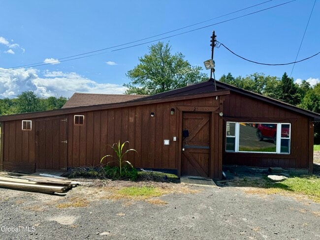 property at 20 Kowal Ln